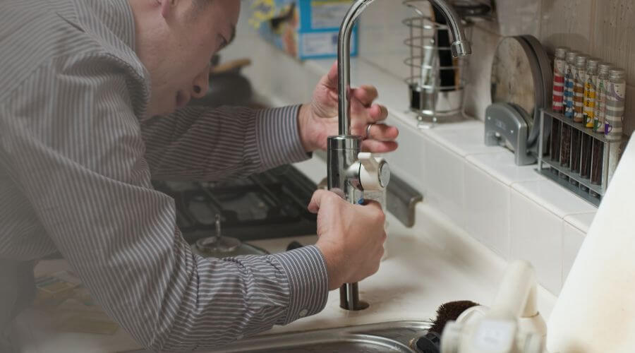 Professional same day plumber in Center Point, IA